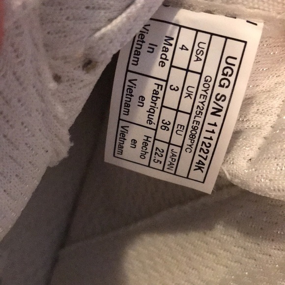 Girls White Highland Ugg High Top Sneakers - size 4us - Picture 6 of 7